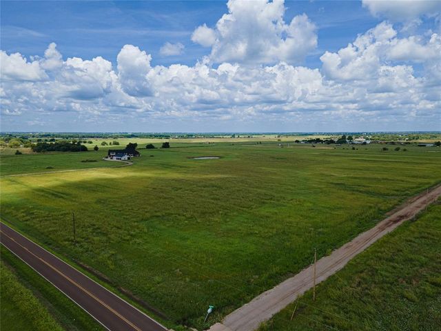 W Rock Creek Road, Norman, OK 73072