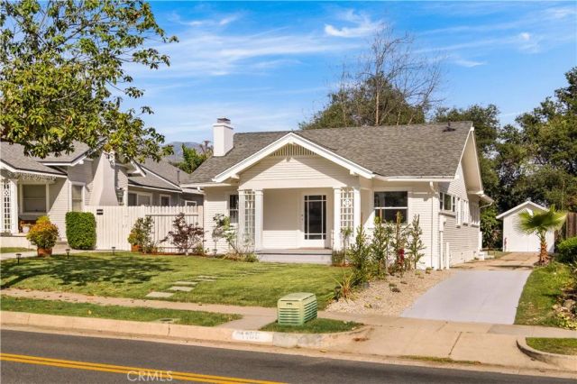 1166 North El Molino Avenue, Pasadena, CA 91104