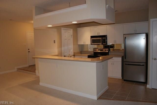 2312 Beach Haven Dr Apt 202, Virginia Beach, VA 23451