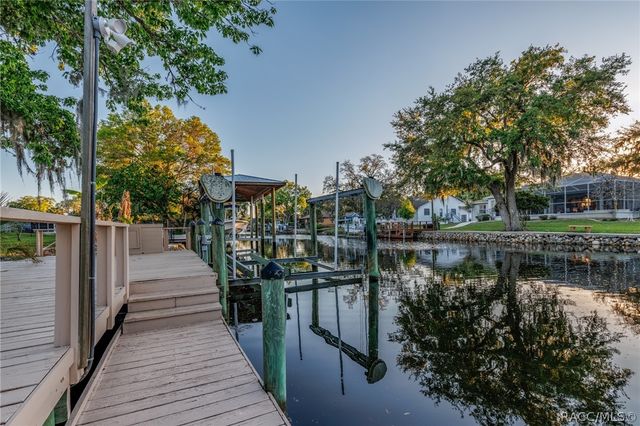 5012 S Deepwater Point, Homosassa, FL 34448