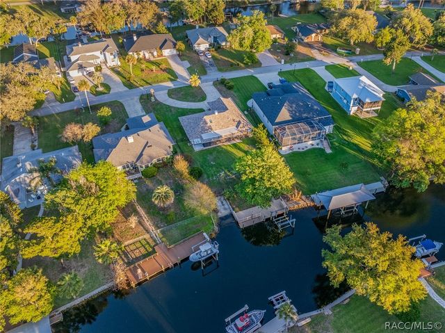 5012 S Deepwater Point, Homosassa, FL 34448