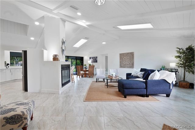 5012 S Deepwater Point, Homosassa, FL 34448