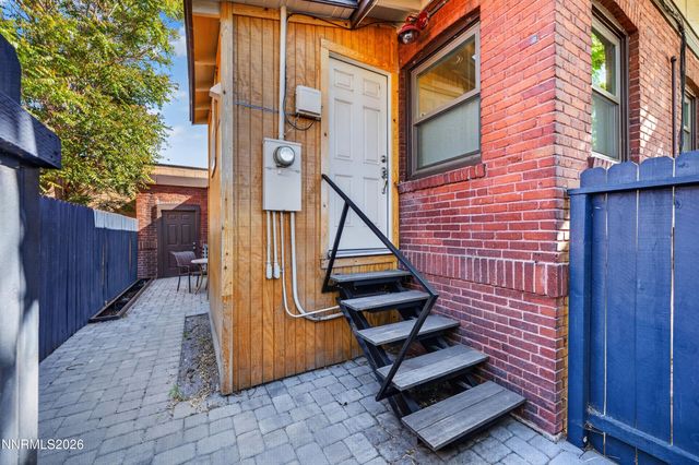 800 S Center Street, Reno, NV 89501