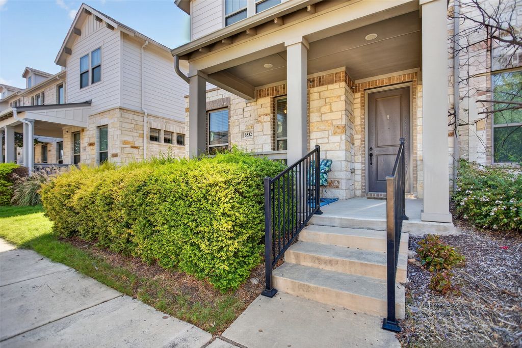 6532 Northern Dancer Drive, North Richland Hills, TX 76180