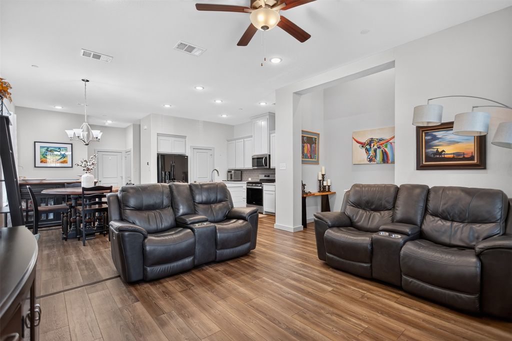 6532 Northern Dancer Drive, North Richland Hills, TX 76180 — photo 4