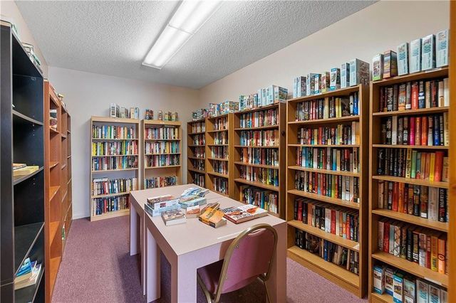 7210 Lake Circle Drive 306, Margate, FL 33063