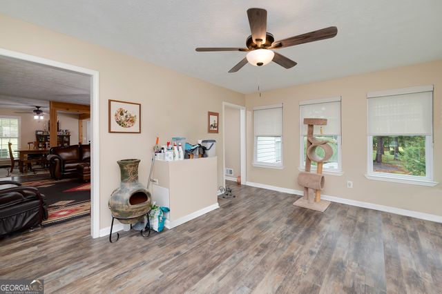 926 Perkins Road, Milner, GA 30257