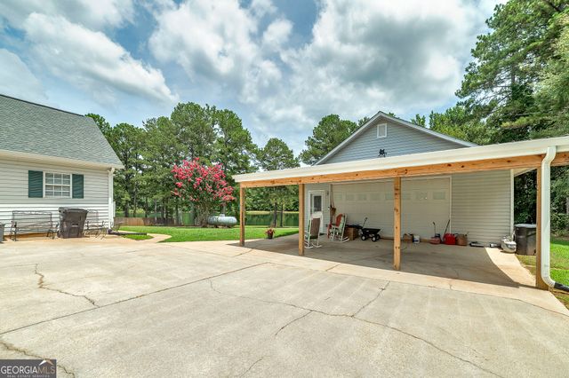 926 Perkins Road, Milner, GA 30257