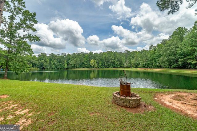 926 Perkins Road, Milner, GA 30257