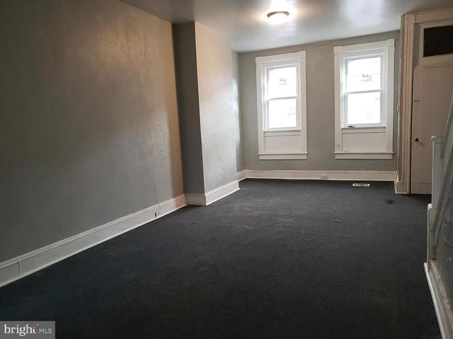 872 E STATE ST, Trenton, NJ 08609