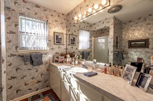 5777 County Road 309 (1), Cranfills Gap, TX 76637