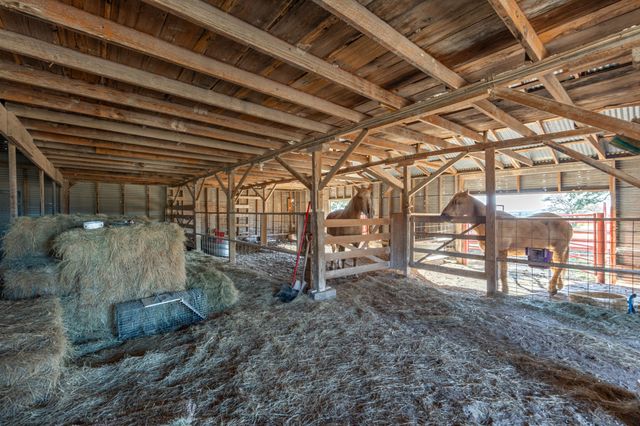 5777 County Road 309 (1), Cranfills Gap, TX 76637