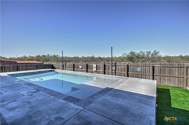 1924 Hayes Street, Temple, TX 76502