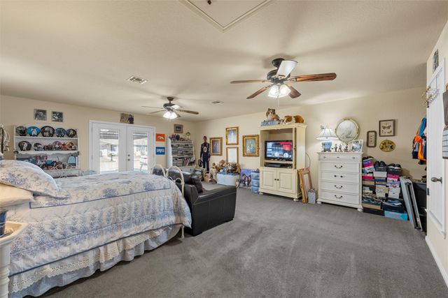 900 W Elizabeth Drive, Robinson, TX 76706