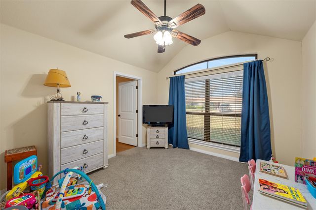 900 W Elizabeth Drive, Robinson, TX 76706