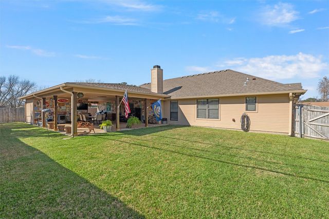 900 W Elizabeth Drive, Robinson, TX 76706