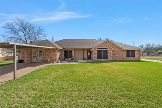 900 W Elizabeth Drive, Robinson, TX 76706