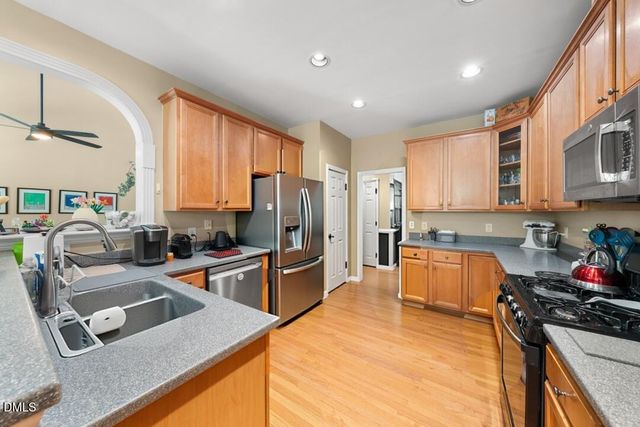 909 Kennesaw Court, Hillsborough, NC 27278