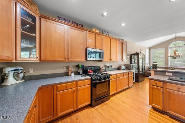 909 Kennesaw Court, Hillsborough, NC 27278