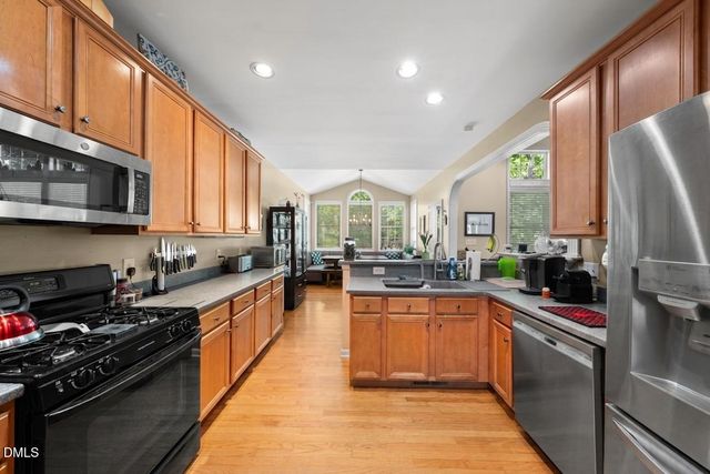 909 Kennesaw Court, Hillsborough, NC 27278