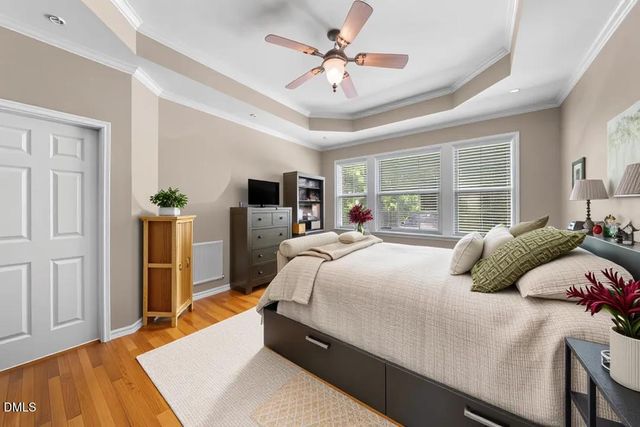 909 Kennesaw Court, Hillsborough, NC 27278