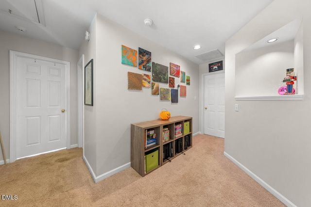 909 Kennesaw Court, Hillsborough, NC 27278