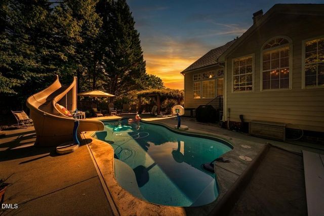 909 Kennesaw Court, Hillsborough, NC 27278