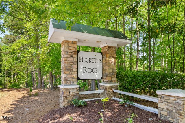 909 Kennesaw Court, Hillsborough, NC 27278