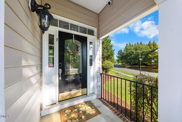 909 Kennesaw Court, Hillsborough, NC 27278