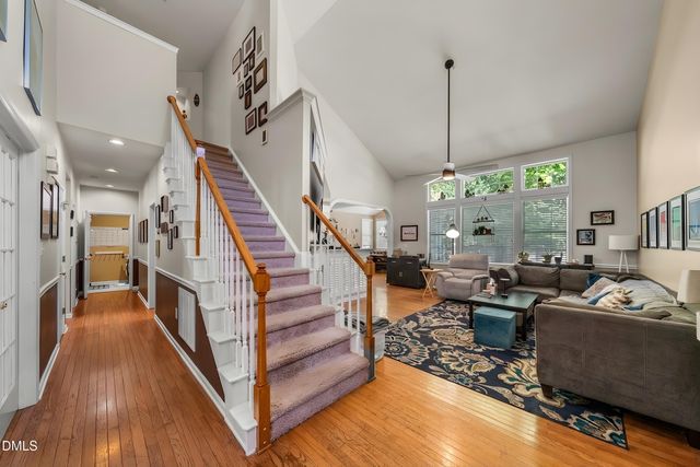 909 Kennesaw Court, Hillsborough, NC 27278