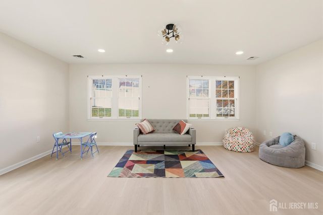 24 Frederick Avenue, Colonia, NJ 07067