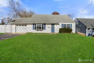 24 Frederick Avenue, Colonia, NJ 07067