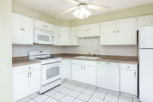 6708 W 107th Street 3C, Chicago Ridge, IL 60415