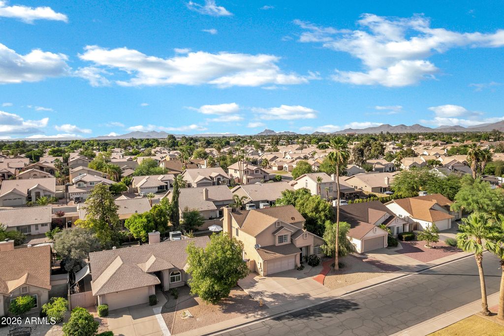 Image 39 of property listing at 4314 E HARVARD Avenue, Gilbert, AZ 85234