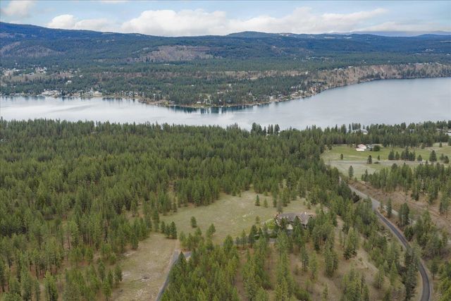 xx N Bernhill Rd, Nine Mile Falls, WA 99026