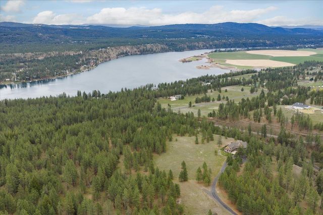 xx N Bernhill Rd, Nine Mile Falls, WA 99026