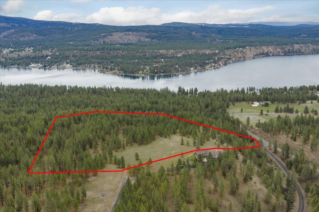 xx N Bernhill Rd, Nine Mile Falls, WA 99026