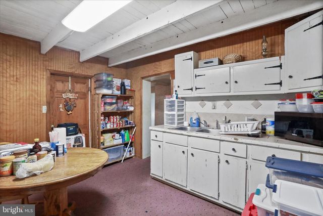 148 SHARPE ST, Strasburg, VA 22657