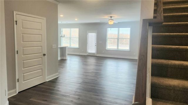 1117 Sunny Vally Lane, Braselton, GA 30517