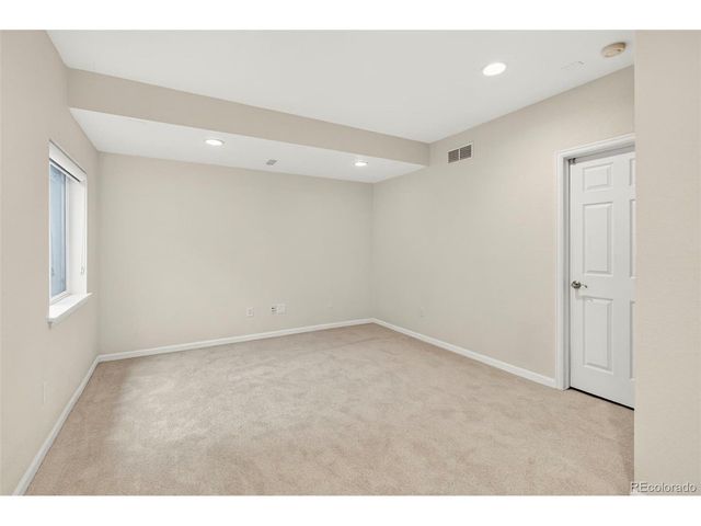 8476 E 35th Ave, Denver, CO 80238