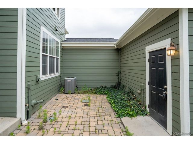 8476 E 35th Ave, Denver, CO 80238