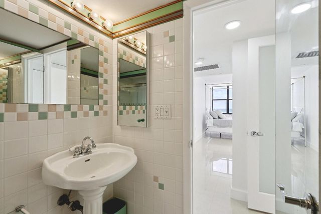 6450 Collins Avenue 901, Miami Beach, FL 33141