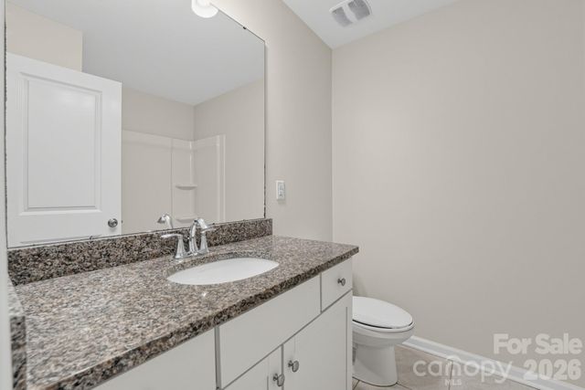 8727 Harris Lake Lane, Charlotte, NC 28269