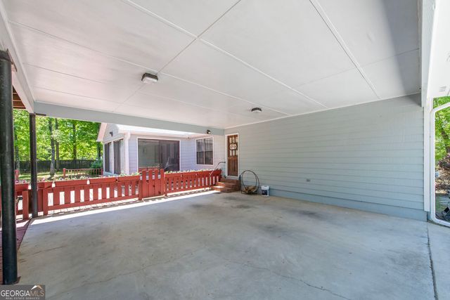 2011 Gleaton Road, Conyers, GA 30013