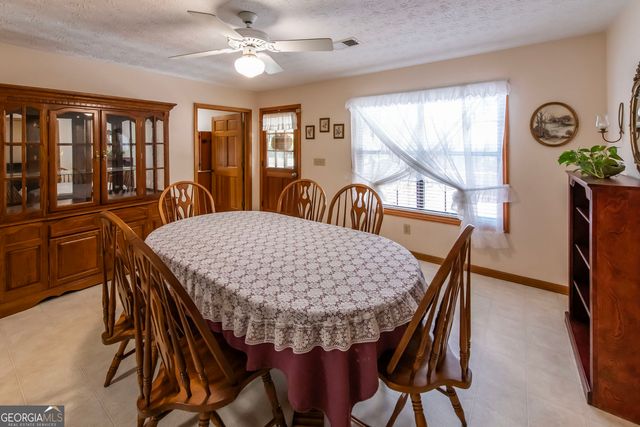 2011 Gleaton Road, Conyers, GA 30013