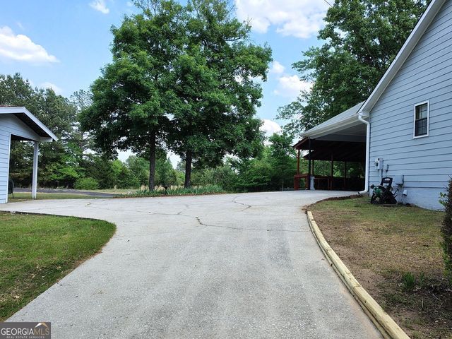 2011 Gleaton Road, Conyers, GA 30013