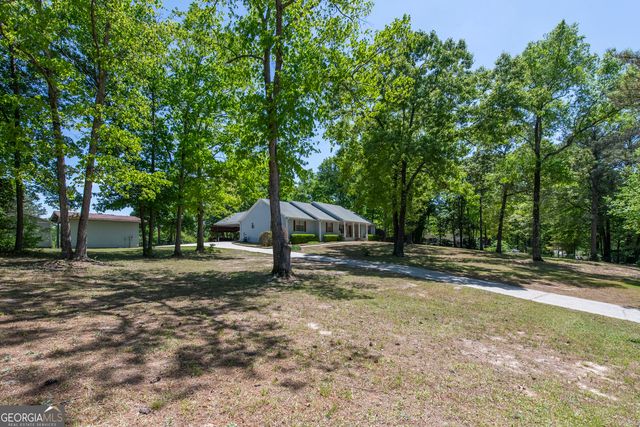 2011 Gleaton Road, Conyers, GA 30013
