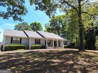 2011 Gleaton Road, Conyers, GA 30013