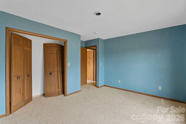 2025 Howard Gap Road, Hendersonville, NC 28792