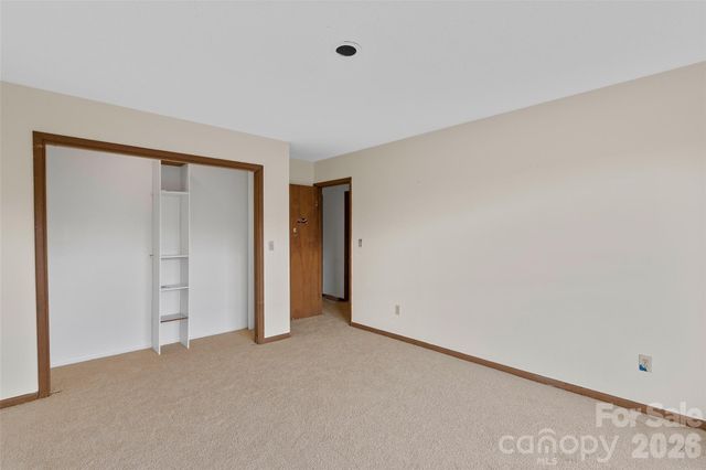 2025 Howard Gap Road, Hendersonville, NC 28792